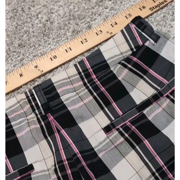 Anne Klein Sport Bermuda Shorts Womens 8 Black White Pink Plaid Stretch - Picture 6 of 8